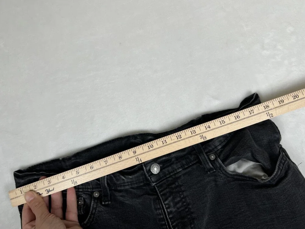 Levis 541 Jeans Mens 36x30 Black Tapered Flex Denim Faded Retro Vintage READ
